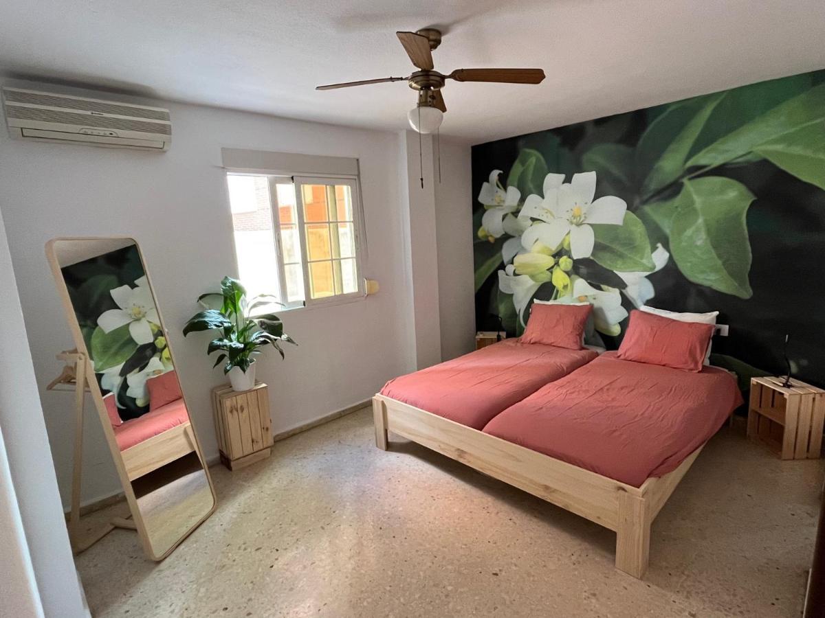 Apartamento La Biznaga Malaga Ngoại thất bức ảnh